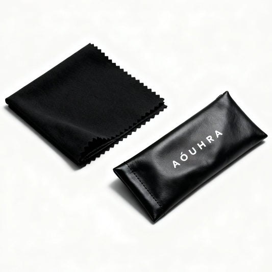 Black cleaning cloth and pouch with 'Aóuhra' branding on a white background